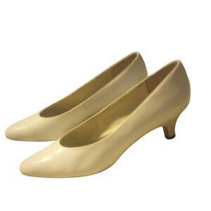 Neutralizer leather kitten heel pointed toe pumps